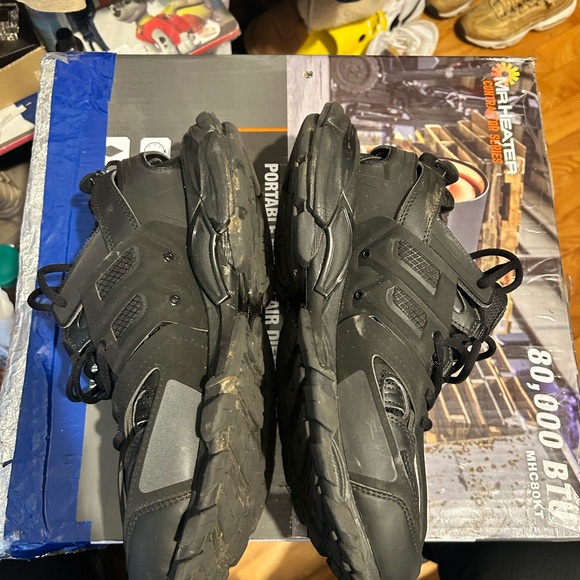 Balenciaga Black Trail Sneakers - Picture 7 of 13